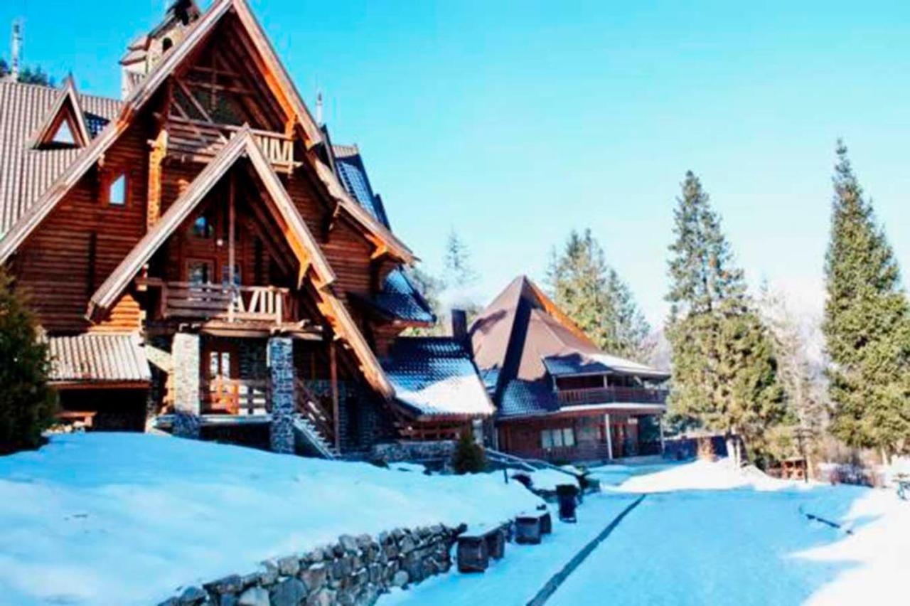 Tsarynka Eco Complex Hotel Slavske Exterior photo