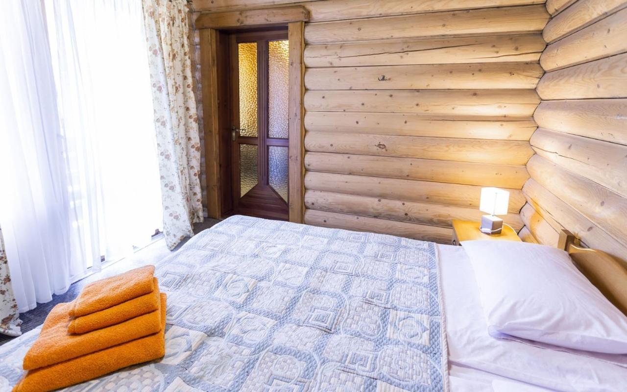 Tsarynka Eco Complex Hotel Slavske Exterior photo
