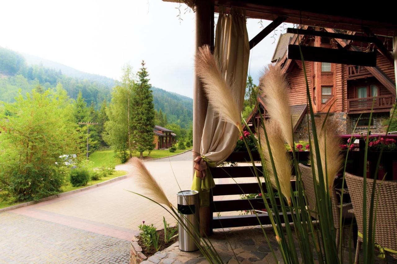 Tsarynka Eco Complex Hotel Slavske Exterior photo
